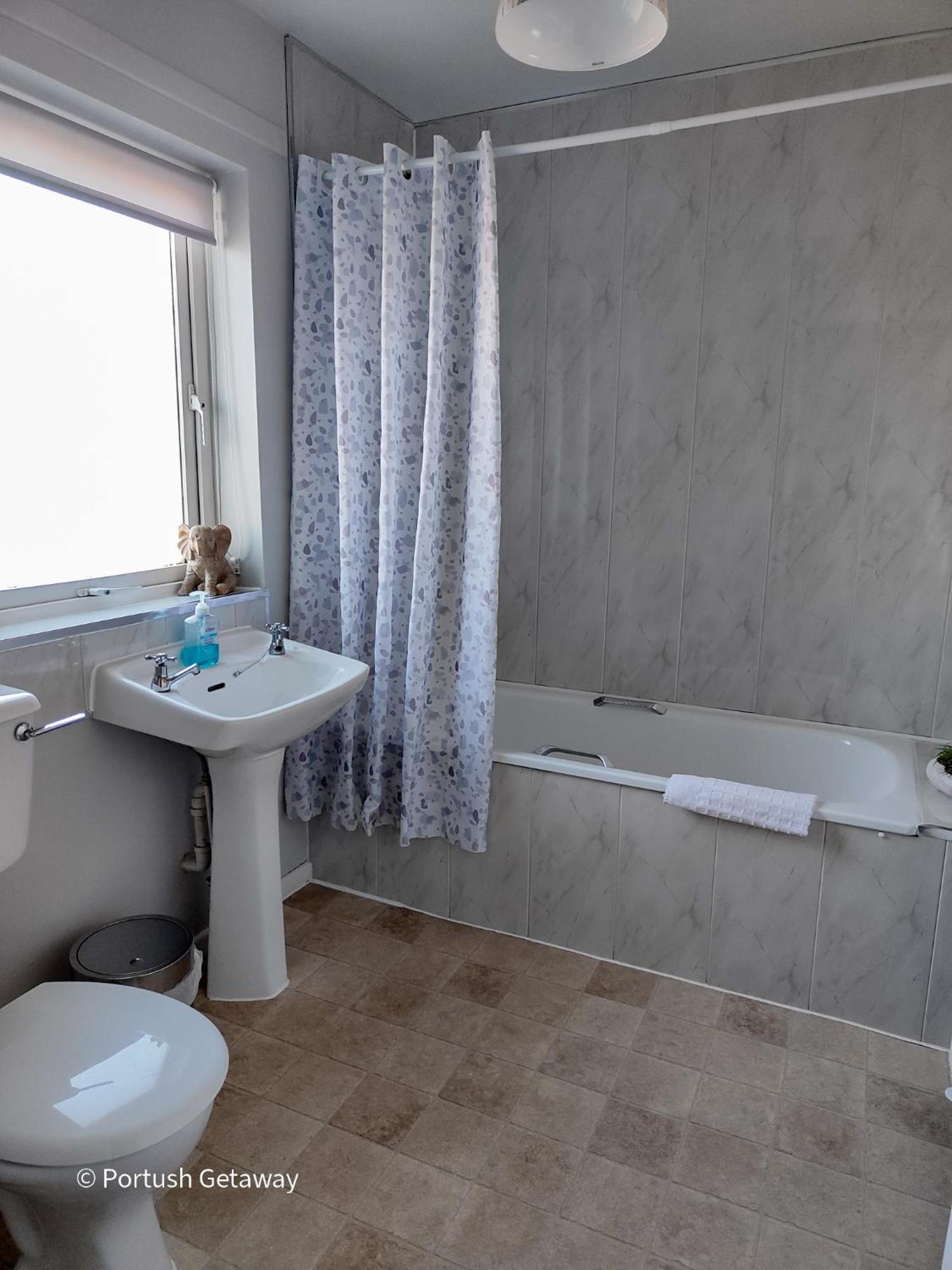Portrush Getaway - Holiday Let Luaran gambar